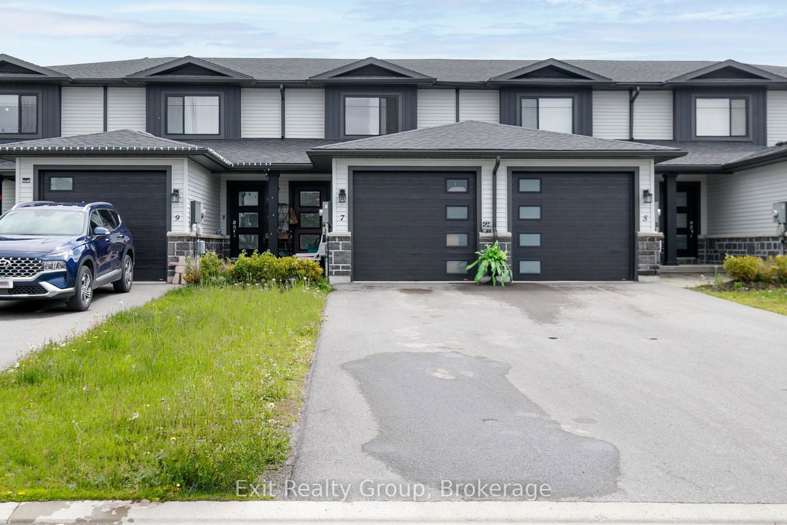 7-dewal-place-belleville-ontario-x13187534