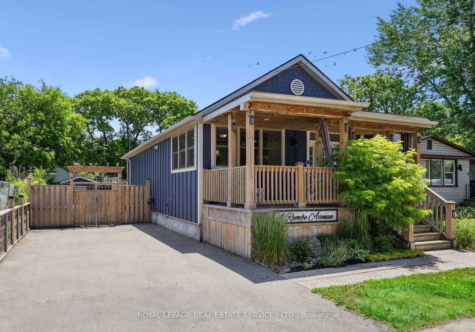 4-rembe-avenue-hamilton-ontario-x13188082