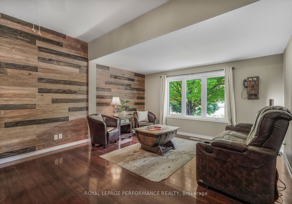 8872-mitch-owens-road-ottawa-ontario-x13189466