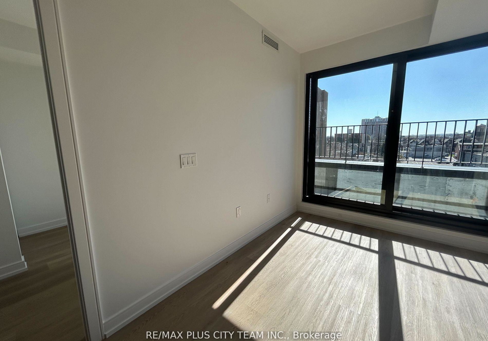 1-jarvis-street-e-hamilton-ontario-x13189472