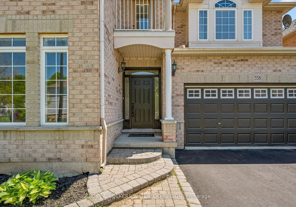 558-winterburg-walk-waterloo-ontario-x13190624