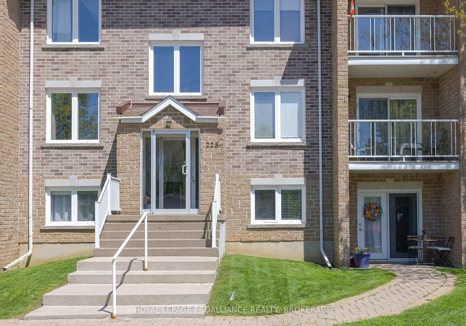 225-oak-street-gananoque-ontario-x13190674