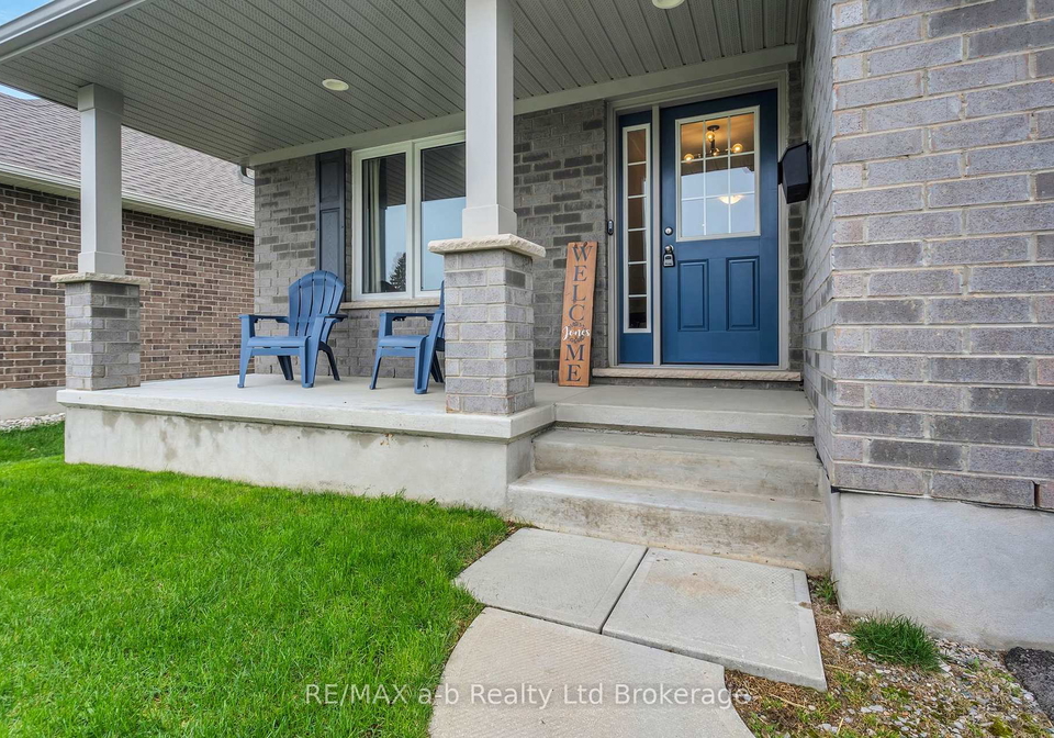 242-wilson-avenue-tillsonburg-ontario-x13191612