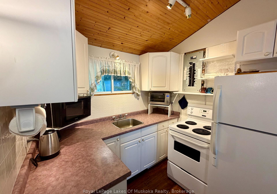 1082-lakeshore-drive-s-bracebridge-ontario-x13192206