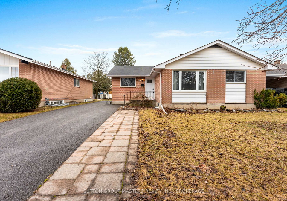 35-holland-crescent-kingston-ontario-x13193812