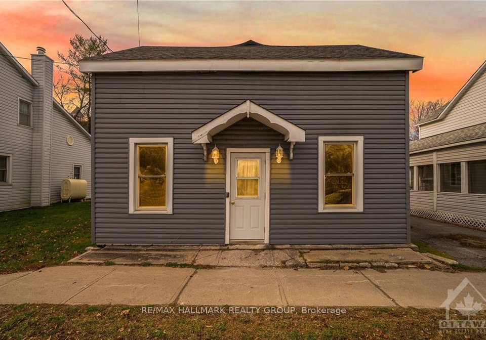 86-george-street-lanark-highlands-ontario-x13194124