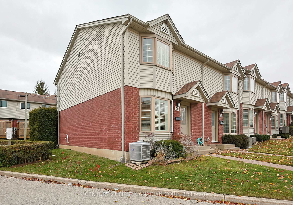 chapman-court-london-north-ontario-x13195270