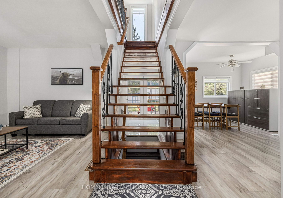 19-gilbert-street-lansdowne-village-ontario-x13195320