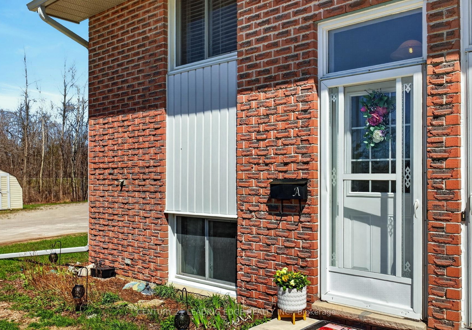 107-rita-crescent-kawartha-lakes-ontario-x13195340