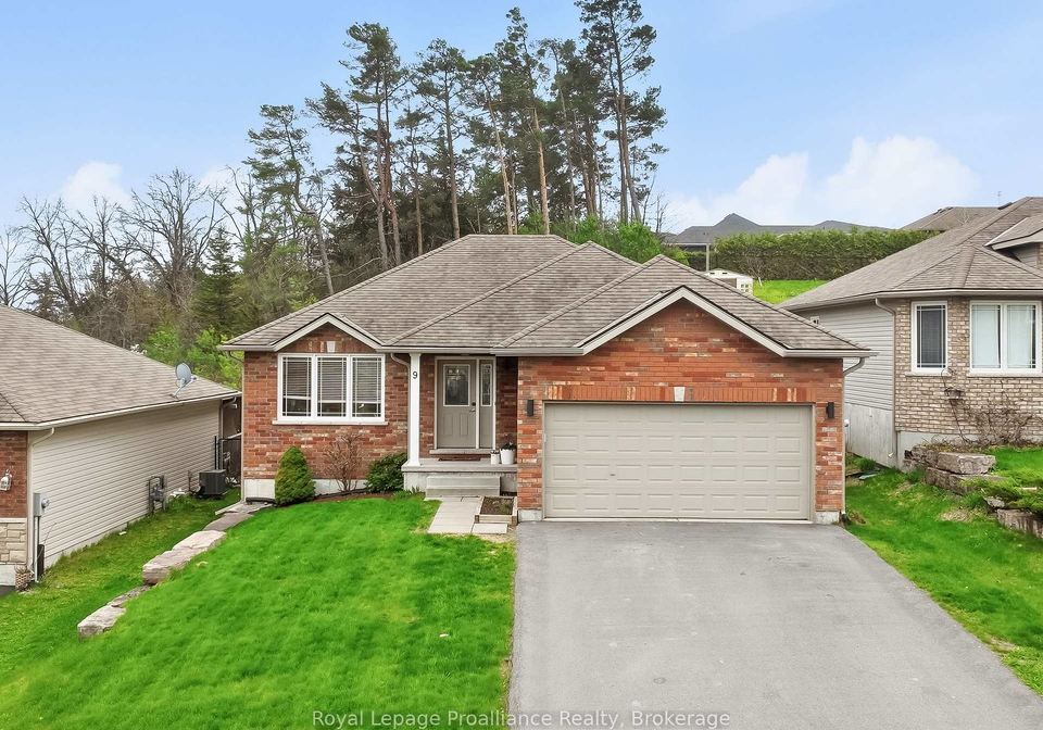 9-mitchell-drive-quinte-west-ontario-x13196072