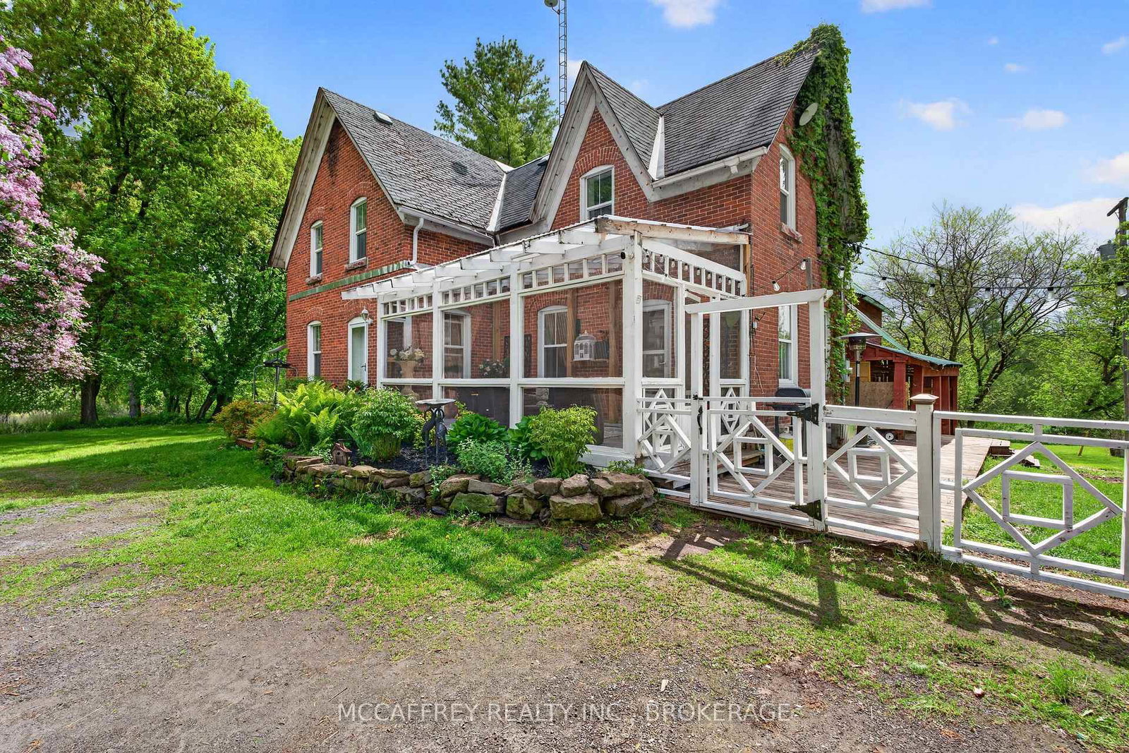 1817-glen-smail-road-edwardsburghcardinal-ontario-x13196114