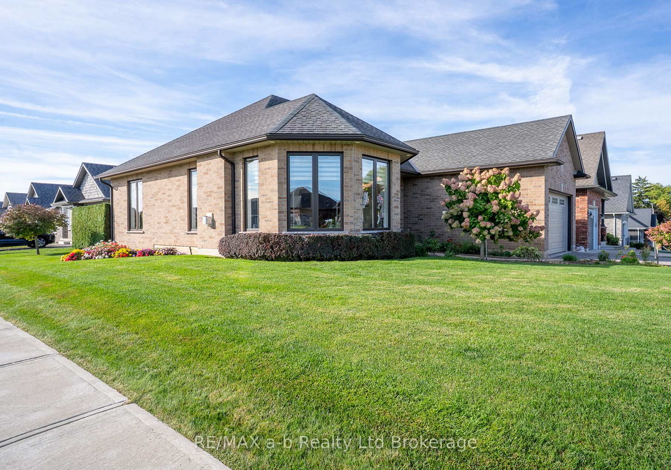 220-poldon-drive-norwich-ontario-x13196116