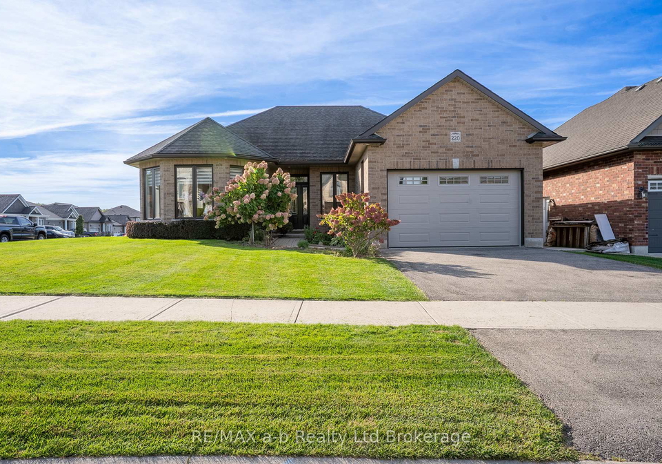 220-poldon-drive-norwich-ontario-x13196116