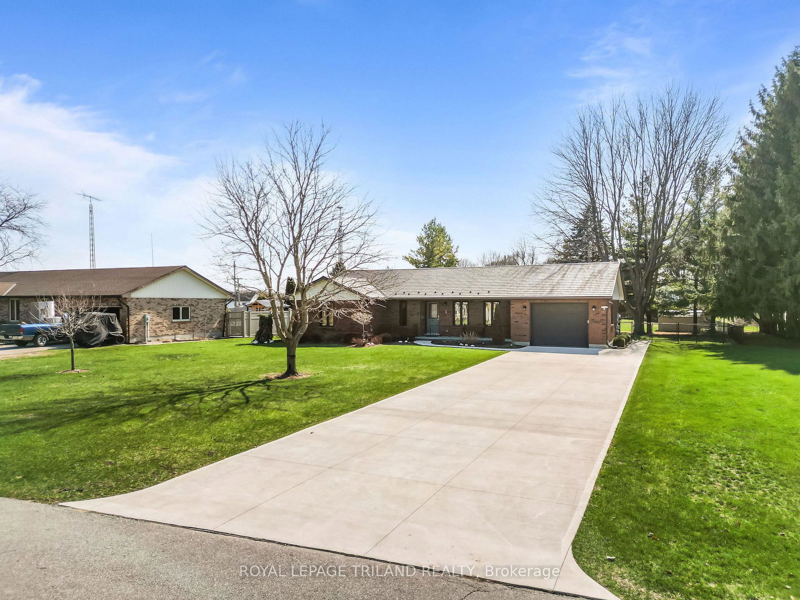 3-durham-street-newbury-ontario-x13198070