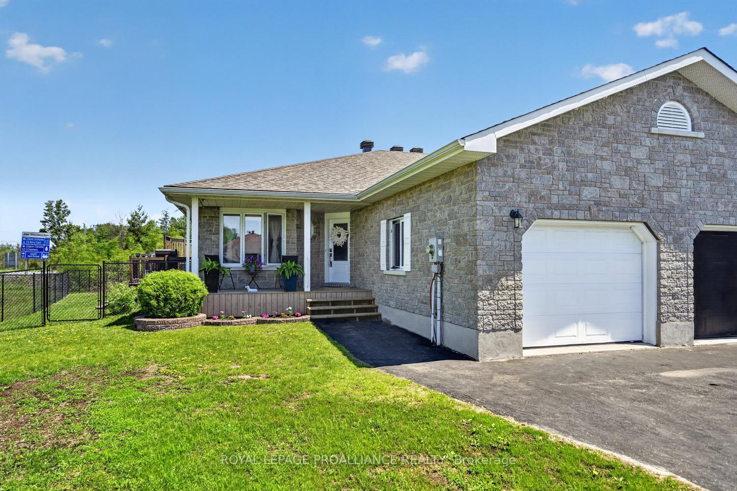 5500-meadowbrook-drive-south-dundas-ontario-x13198614