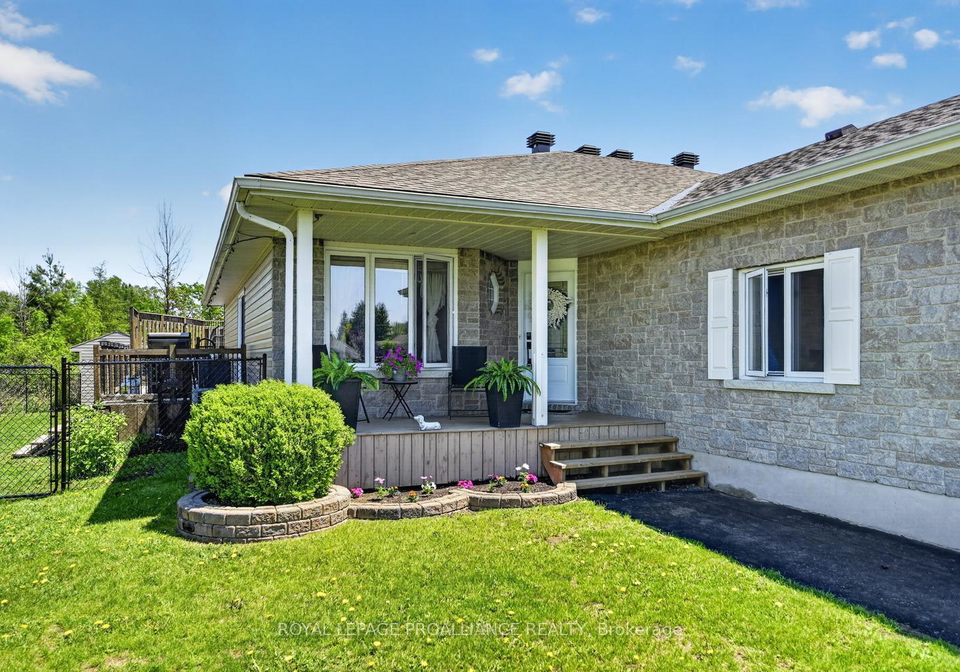 5500-meadowbrook-drive-south-dundas-ontario-x13198614