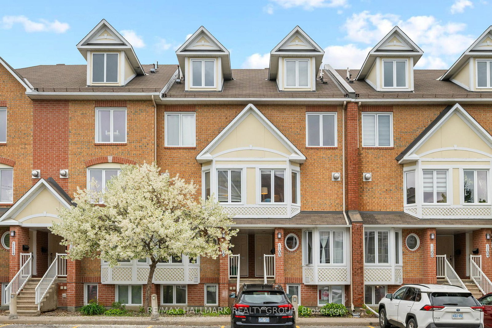 1109-gablefield-private-ottawa-ontario-x13198804