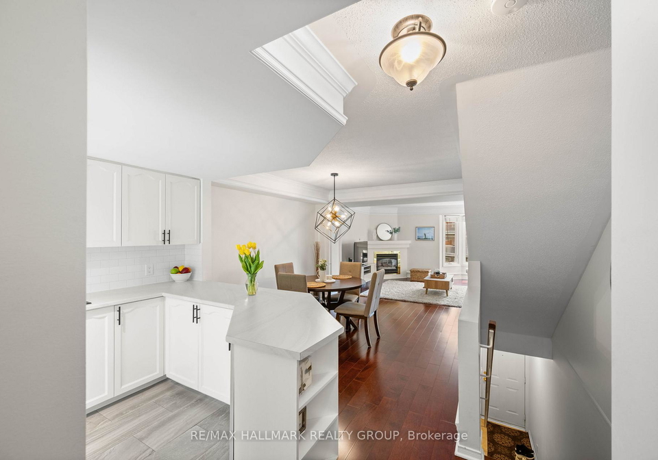 1109-gablefield-private-ottawa-ontario-x13198804