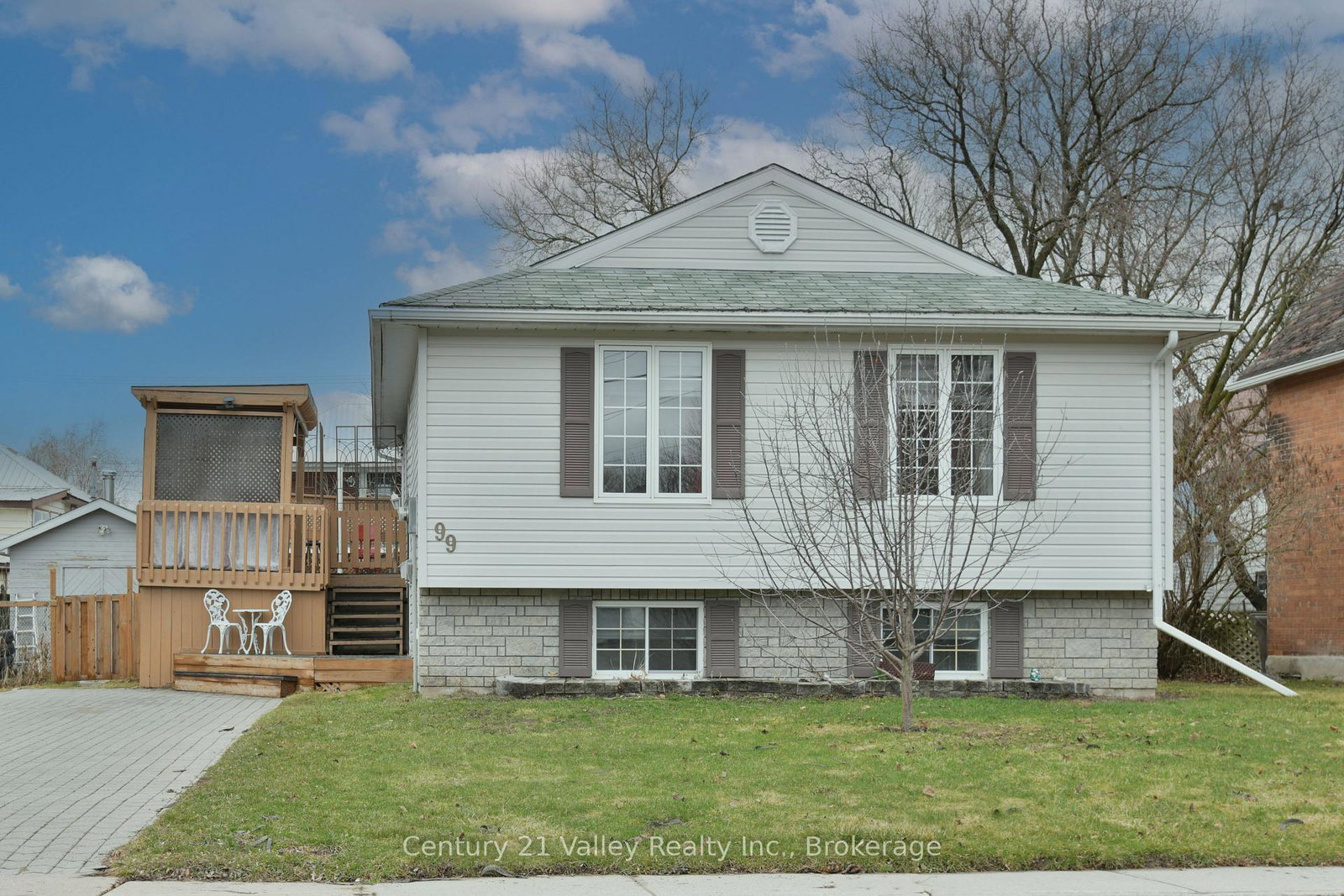 99-queen-street-n-renfrew-ontario-x13199038