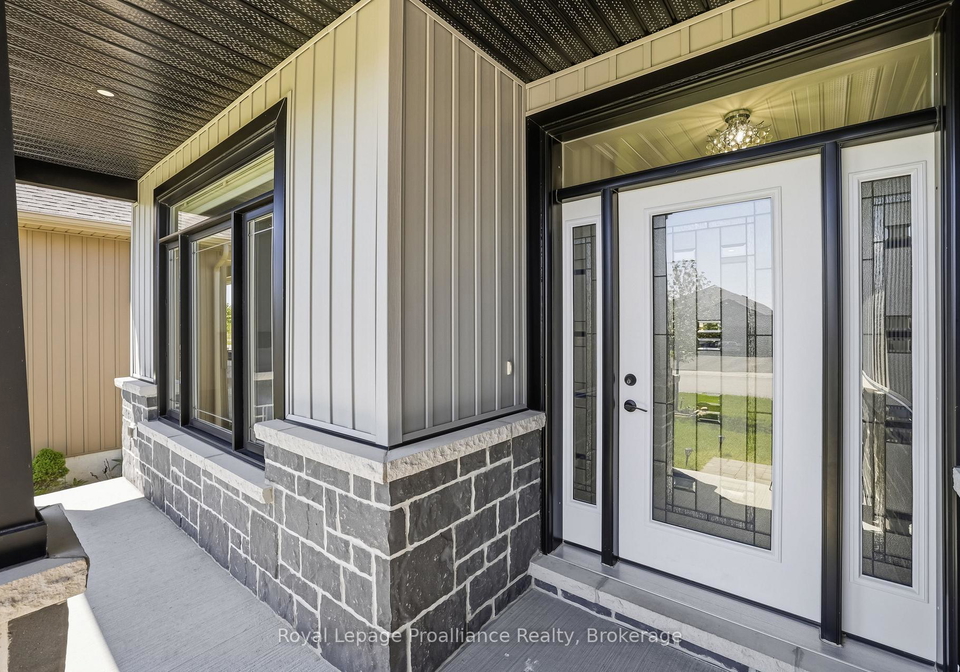 29-sabrina-avenue-quinte-west-ontario-x13199750