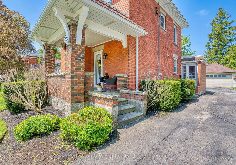82-main-street-n-perth-east-ontario-x13200014