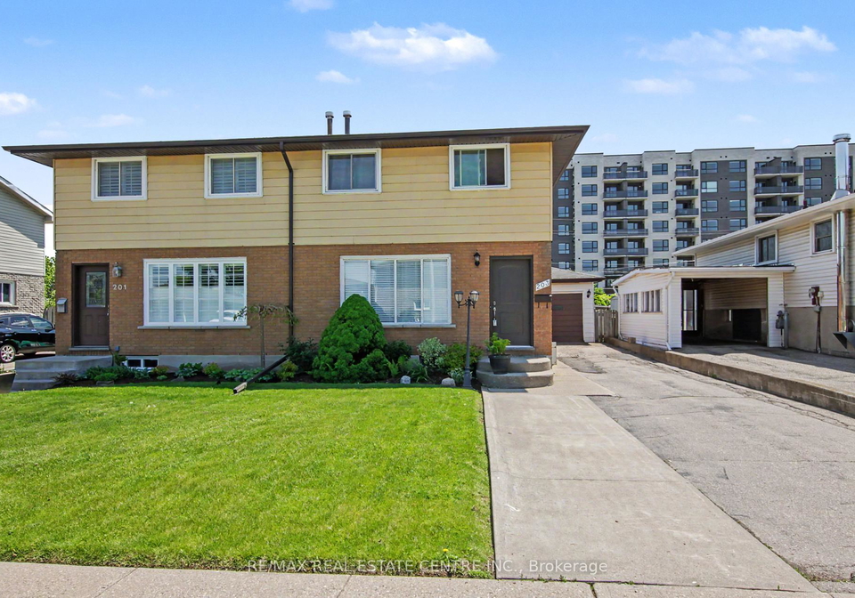 203-moffat-drive-cambridge-ontario-x13201232