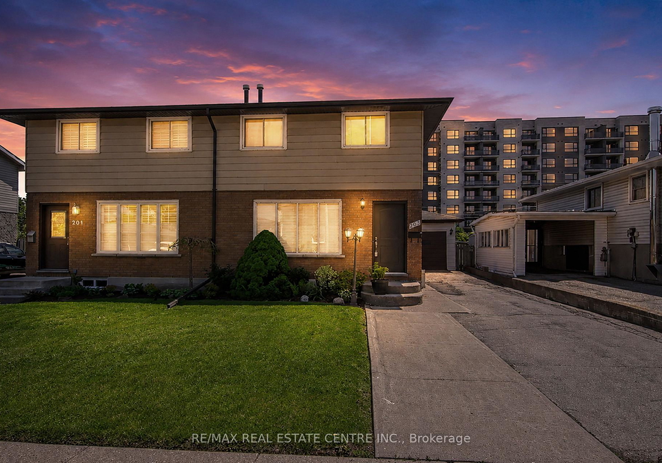 203-moffat-drive-cambridge-ontario-x13201232