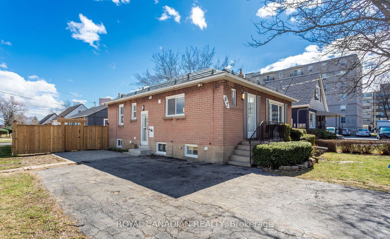 67-seven-oaks-drive-hamilton-ontario-x13202014