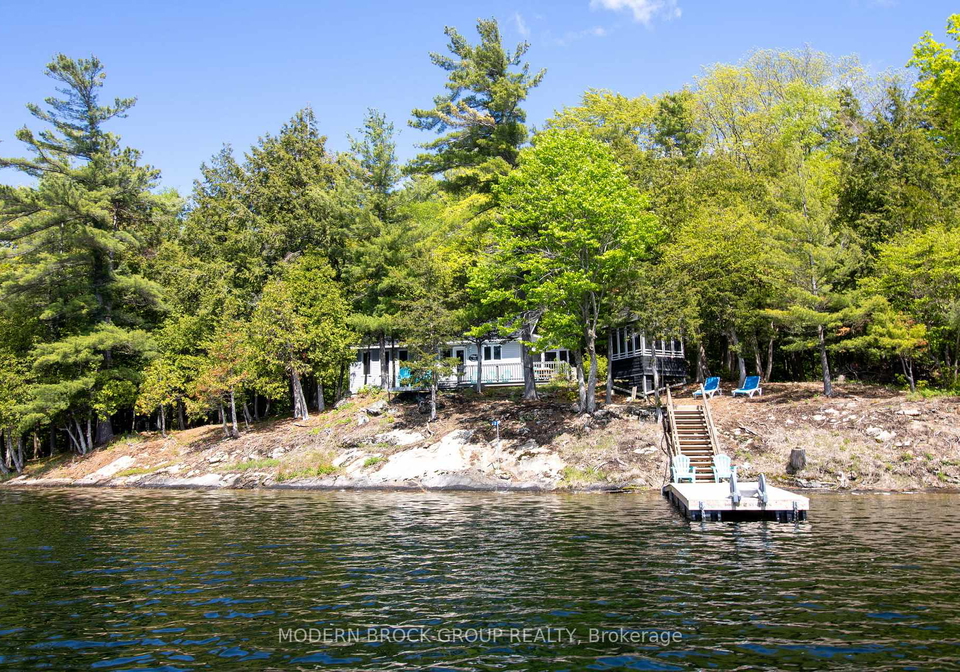 32-buck-island-leeds-and-the-thousand-islands-ontario-x13202172