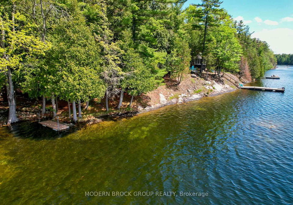 32-buck-island-leeds-and-the-thousand-islands-ontario-x13202172