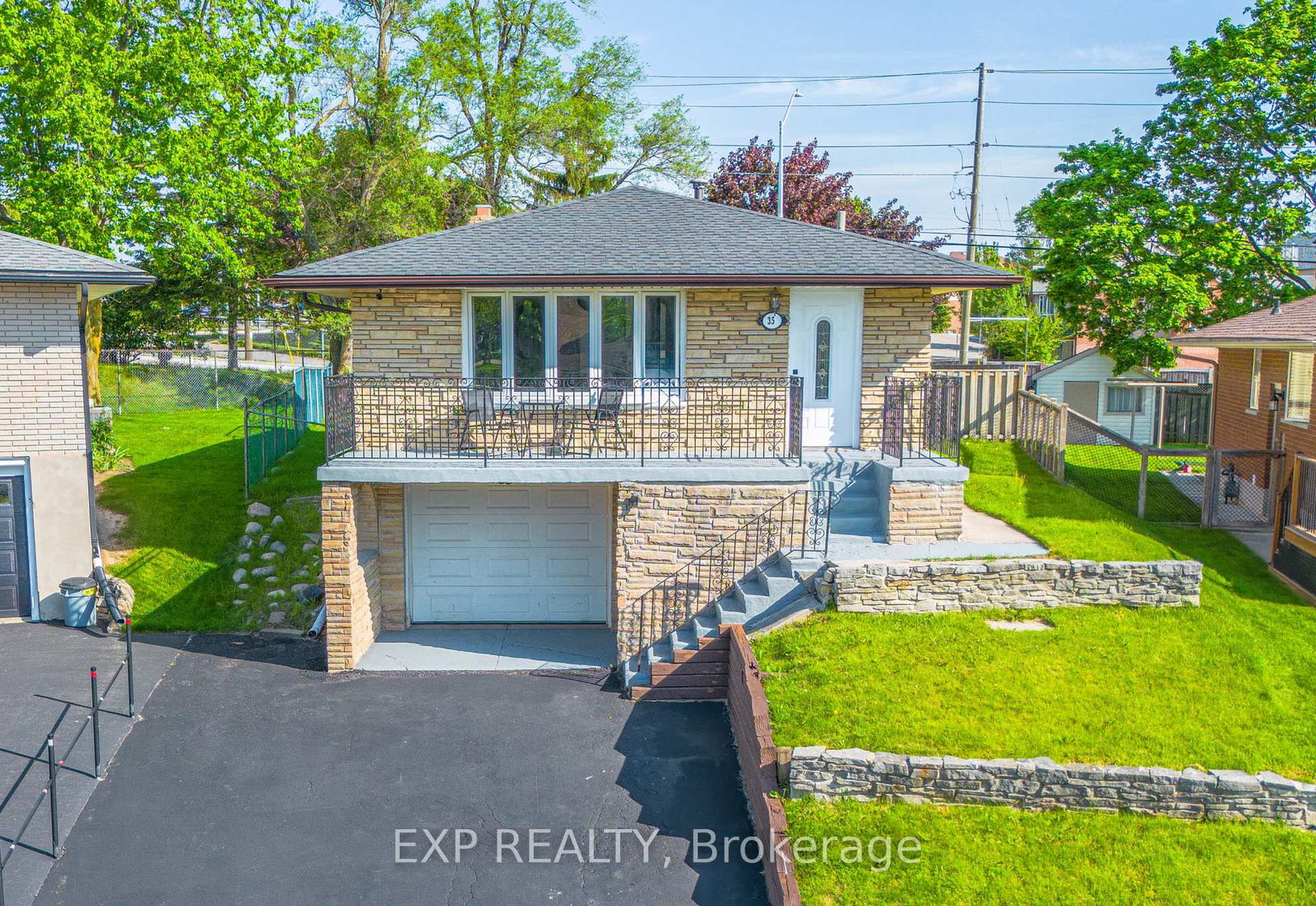 35-hillsborough-crescent-kitchener-ontario-x13202190