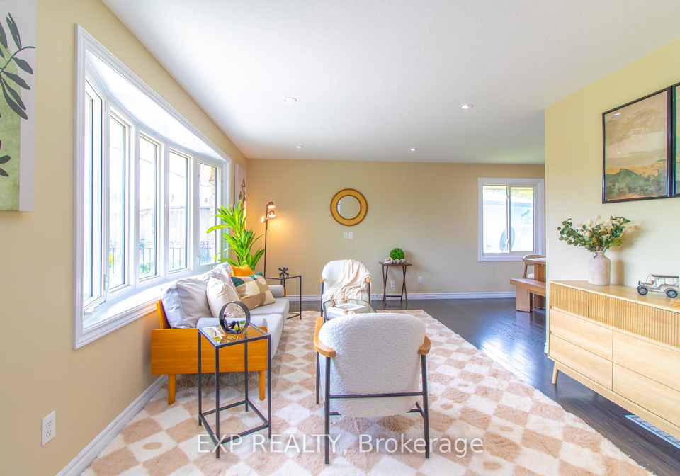 35-hillsborough-crescent-kitchener-ontario-x13202190