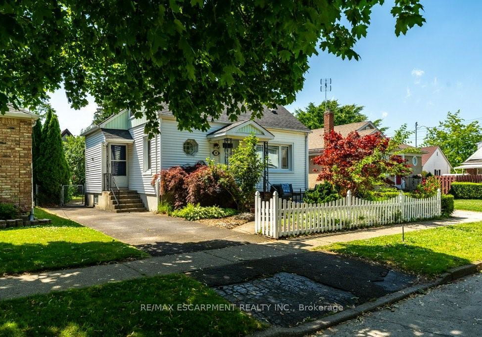 19-columbia-street-st-catharines-ontario-x13203094