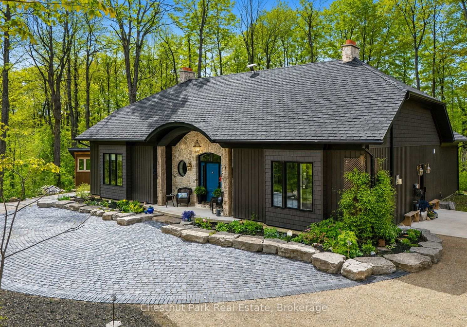 583724-sideroad-60-chatsworth-ontario-x13203788