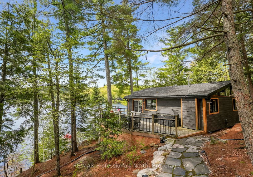 1025-huckleberry-lane-dysart-et-al-ontario-x13204110