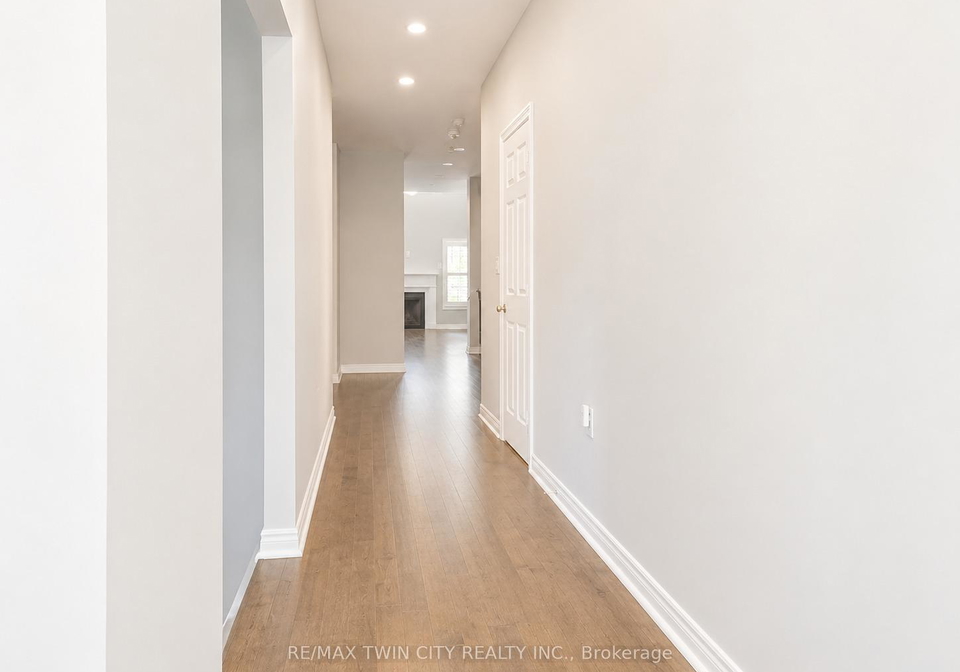 186-blair-creek-drive-kitchener-ontario-x13204254