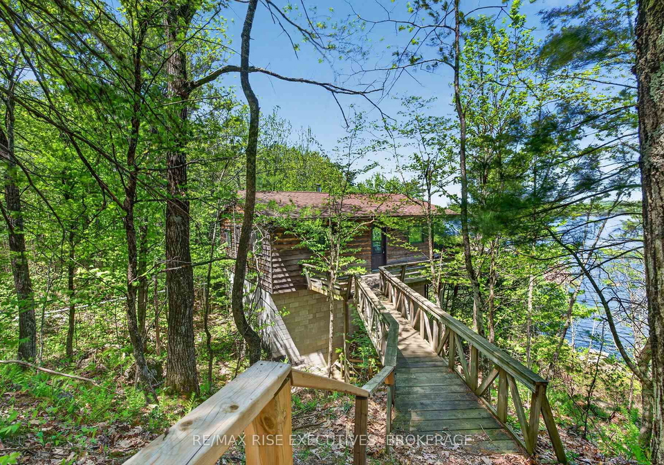 956-roddick-lane-leeds-and-the-thousand-islands-ontario-x13204362