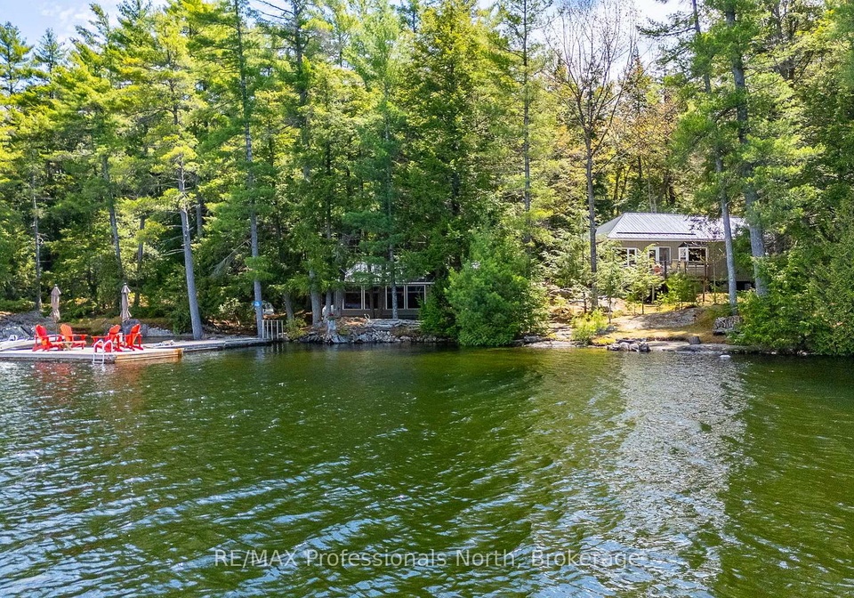 54261-big-hawk-east-shore-algonquin-highlands-ontario-x13205136