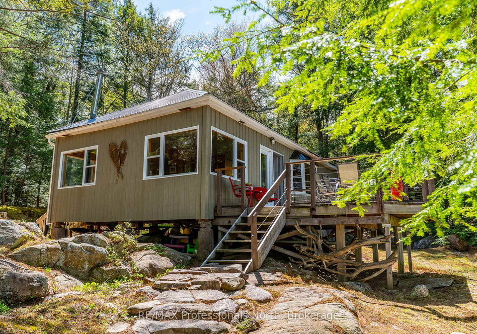 54261-big-hawk-east-shore-algonquin-highlands-ontario-x13205136