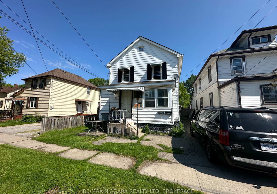 98-st-arnaud-street-port-colborne-ontario-x13205382