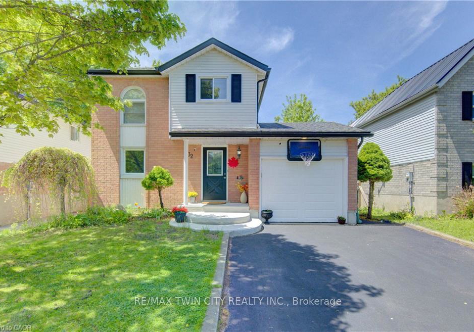 32-enfield-drive-cambridge-ontario-x13205778