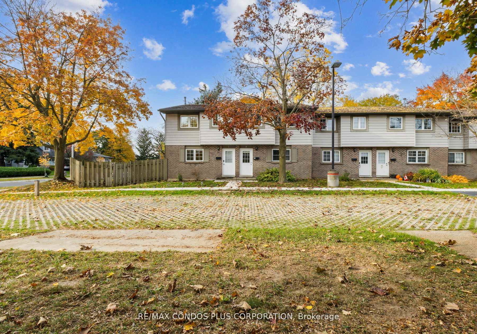 294-fergus-avenue-kitchener-ontario-x13206140