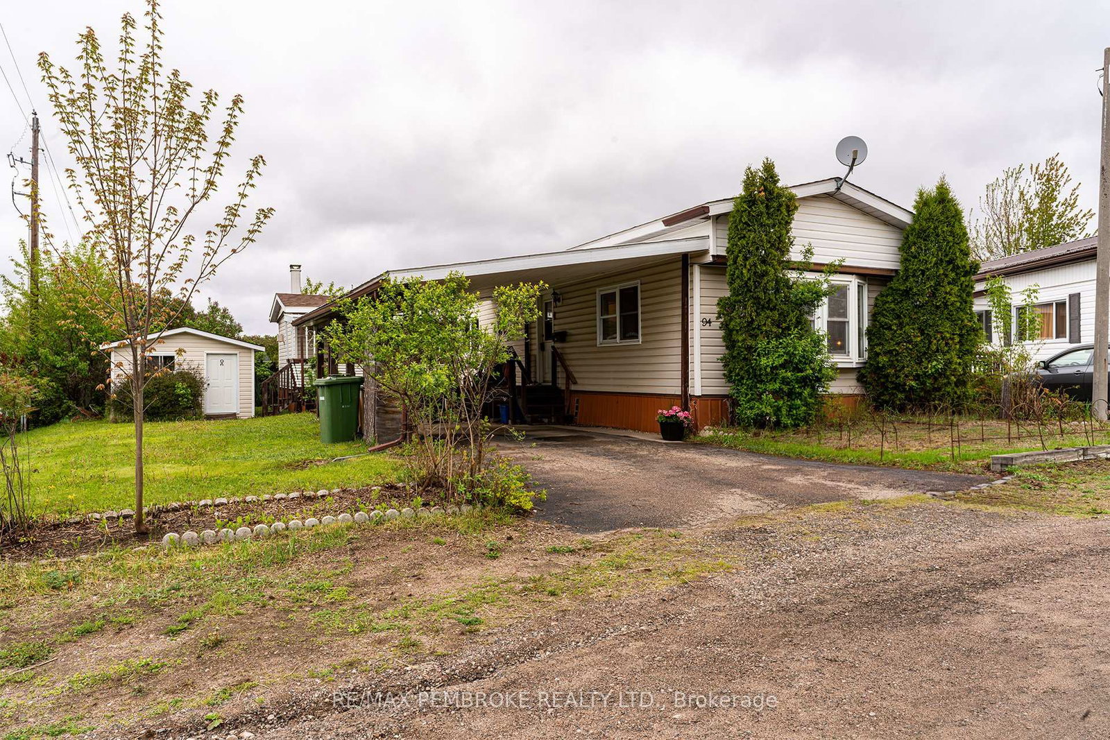 94-pinehurst-estates-petawawa-ontario-x13206154