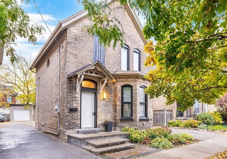 10-pearl-street-brantford-ontario-x13206224