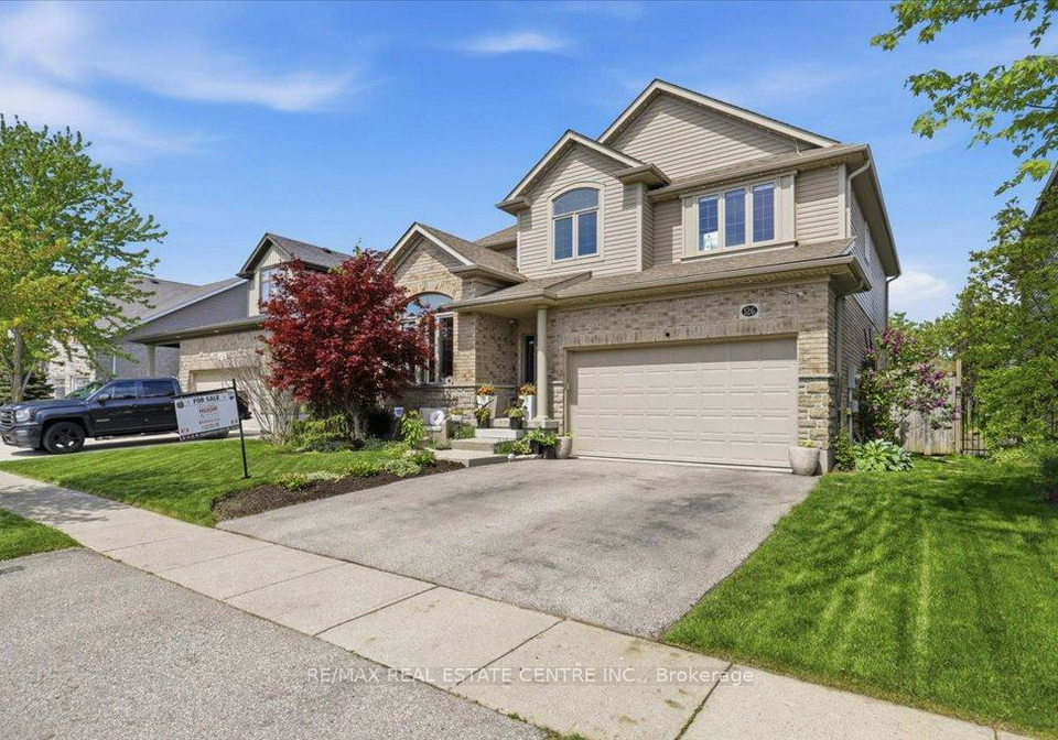 126-goldschmidt-crescent-wilmot-ontario-x13206282