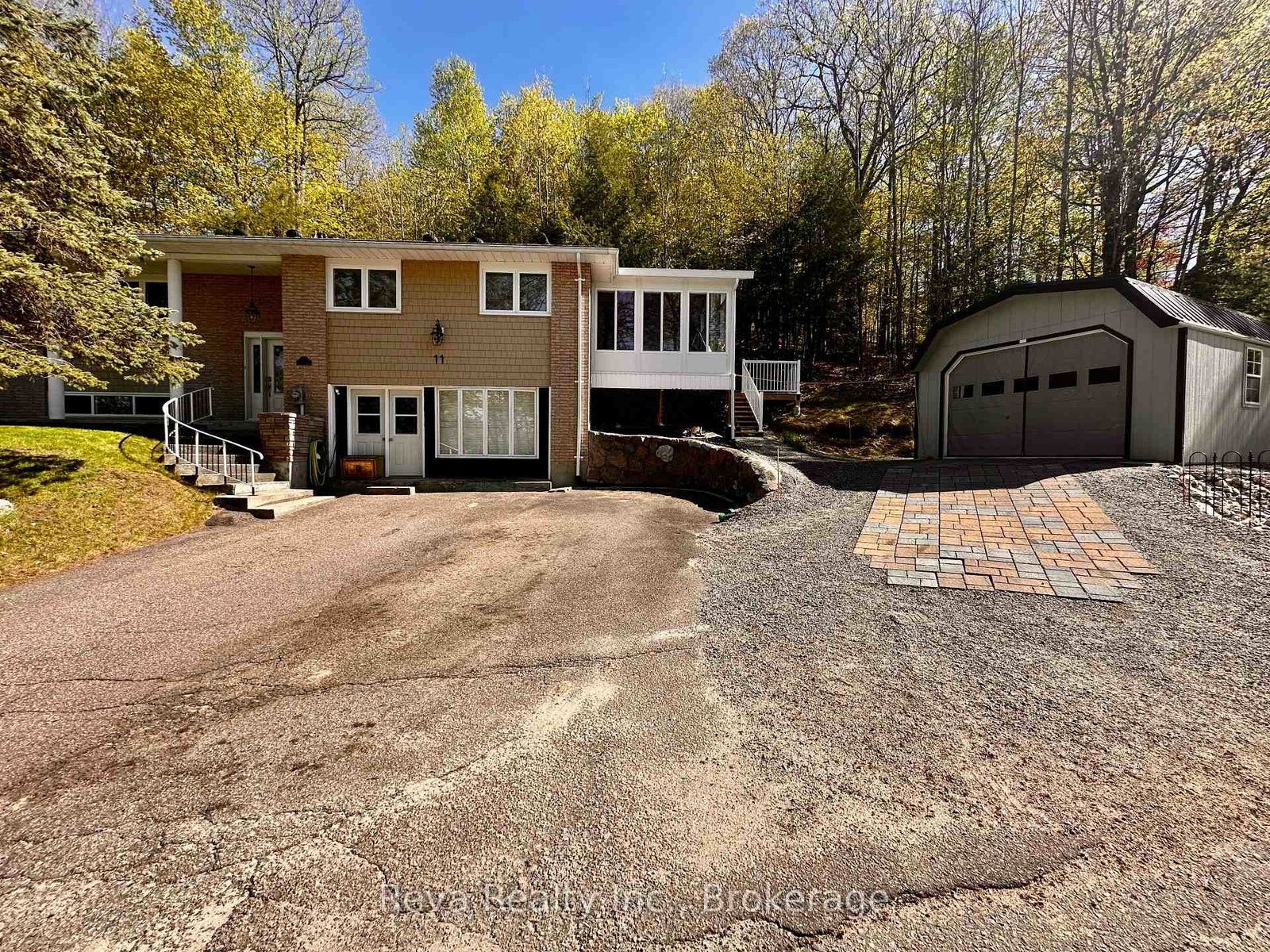 11-ridge-road-bancroft-ontario-x13206322