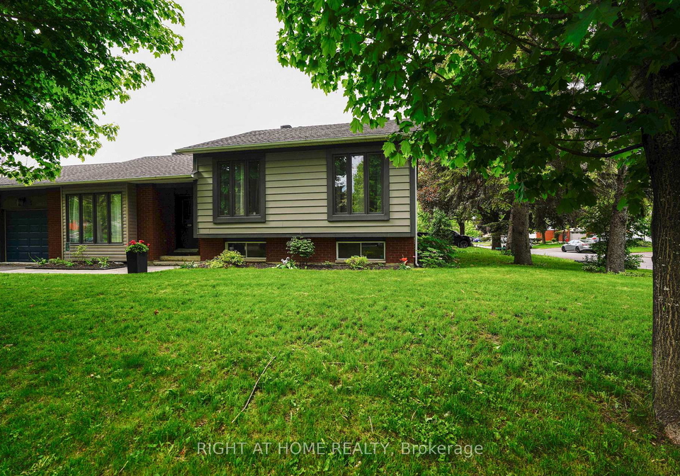 3-pommel-crescent-kanata-ontario-x13206440
