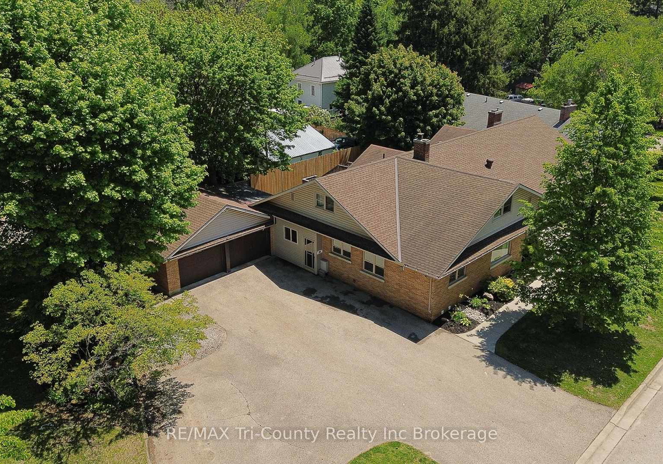 16-delevan-crescent-tillsonburg-ontario-x13206494