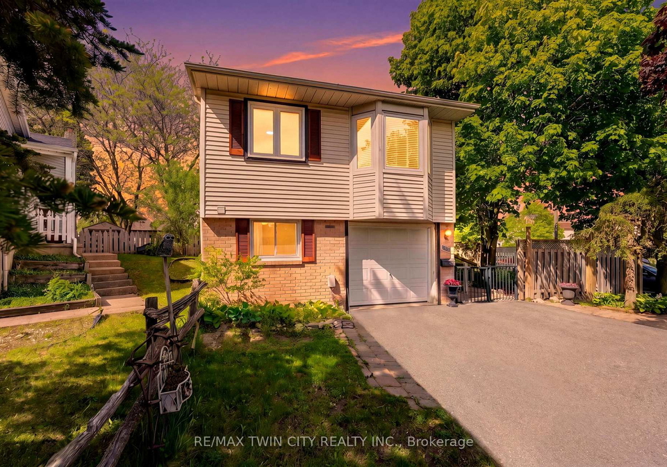 171-herron-place-waterloo-ontario-x13206638