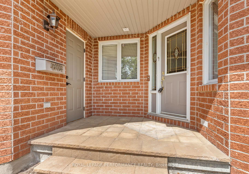 7-roseglen-private-ottawa-ontario-x13206726